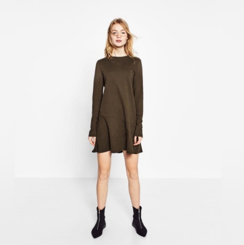 Zara green bell sleeve drop waist dress
